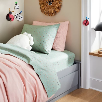 Ladybug Microfiber Kids' Sheet Set - Pillowfort™ 1 Ladybug Microfiber Kids' Sheet Set - Pillowfort™